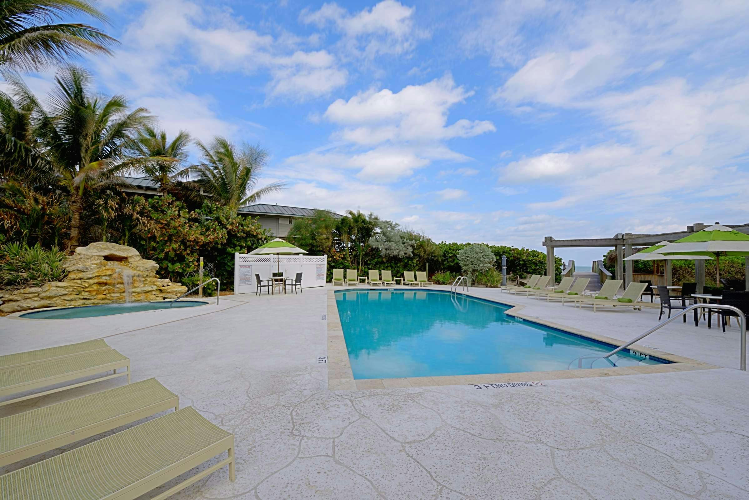 Hotel Courtyard by Marriott Hutchinson Island photo 1