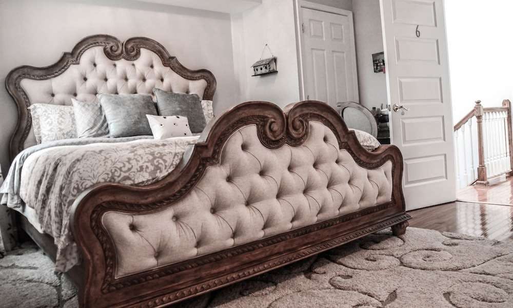 Birdhouse Bed and Breakfast