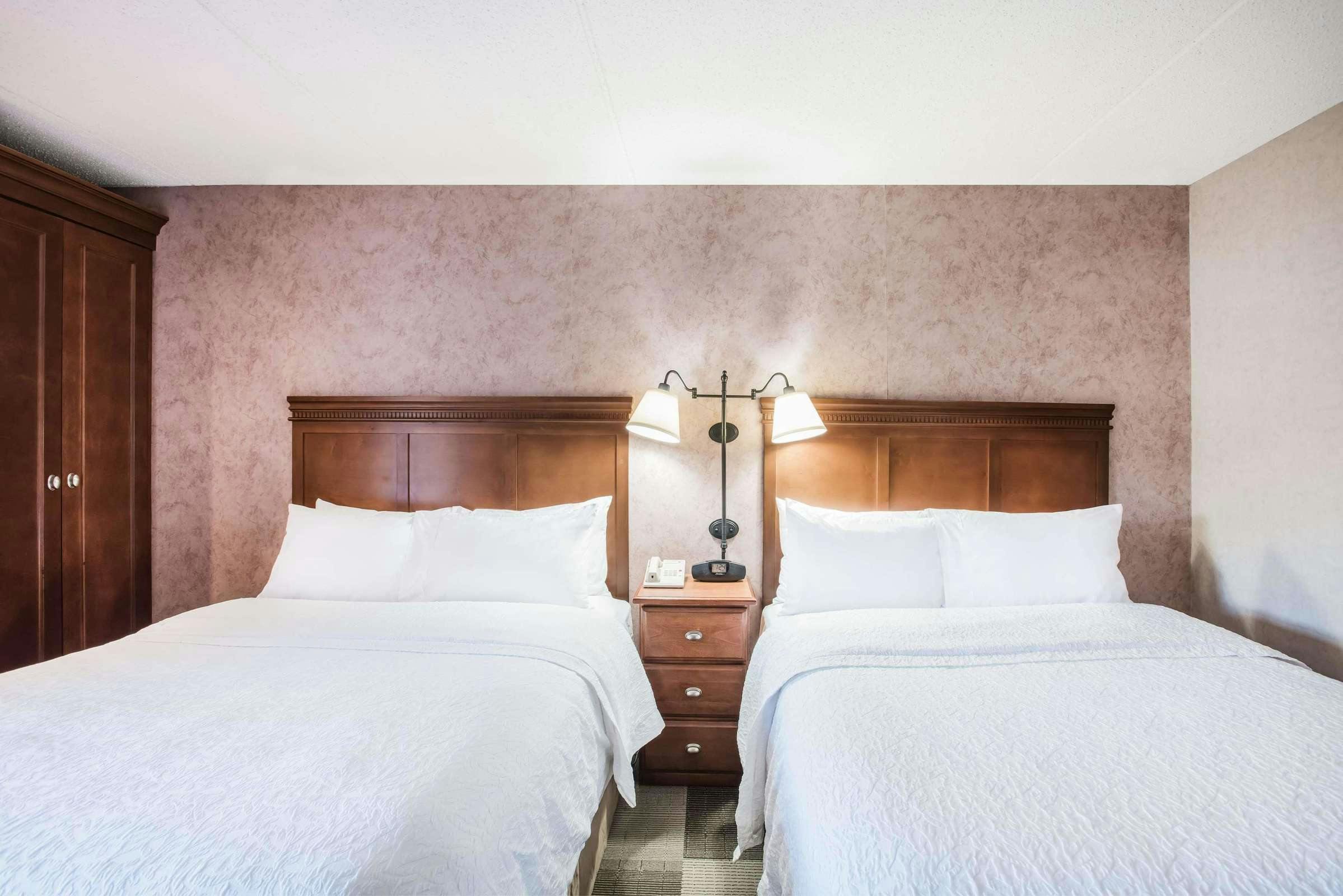 Hotel Hampton Inn West Springfield photo 1