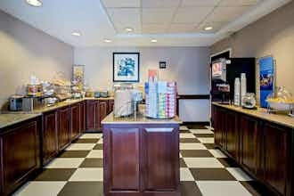 Hotel Hampton Inn West Springfield photo 5