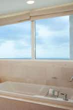 Hotel Beach House Fort Lauderdale, a Hilton Resort photo 4