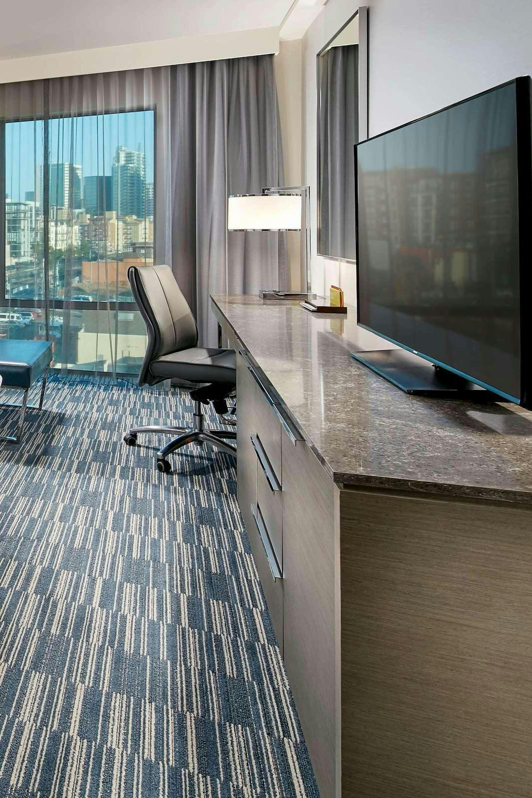 Hotel Hilton Garden Inn San Diego Downtown/Bayside photo 2