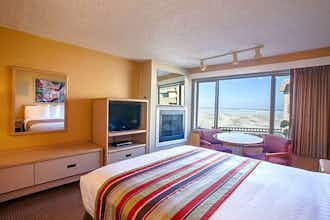 Hotel Ebb Tide Oceanfront Inn photo 2