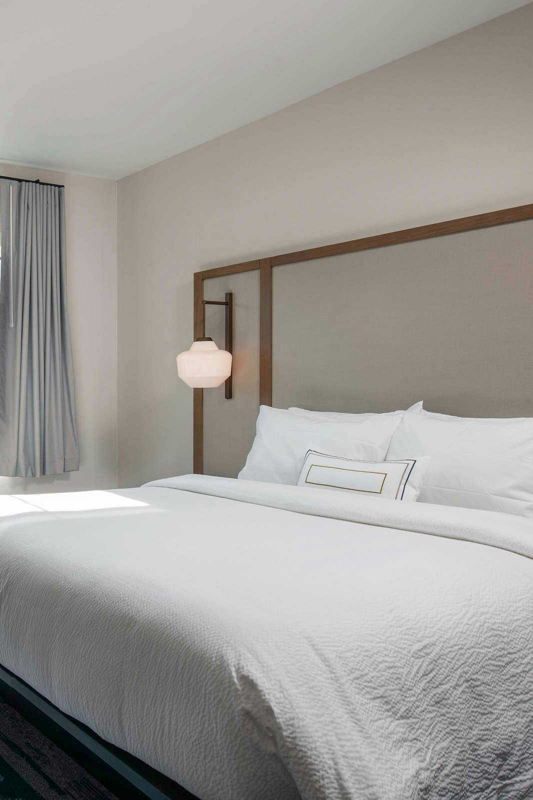 Hotel Fairfield Inn & Suites by Marriott Pittsburgh Downtown photo 2