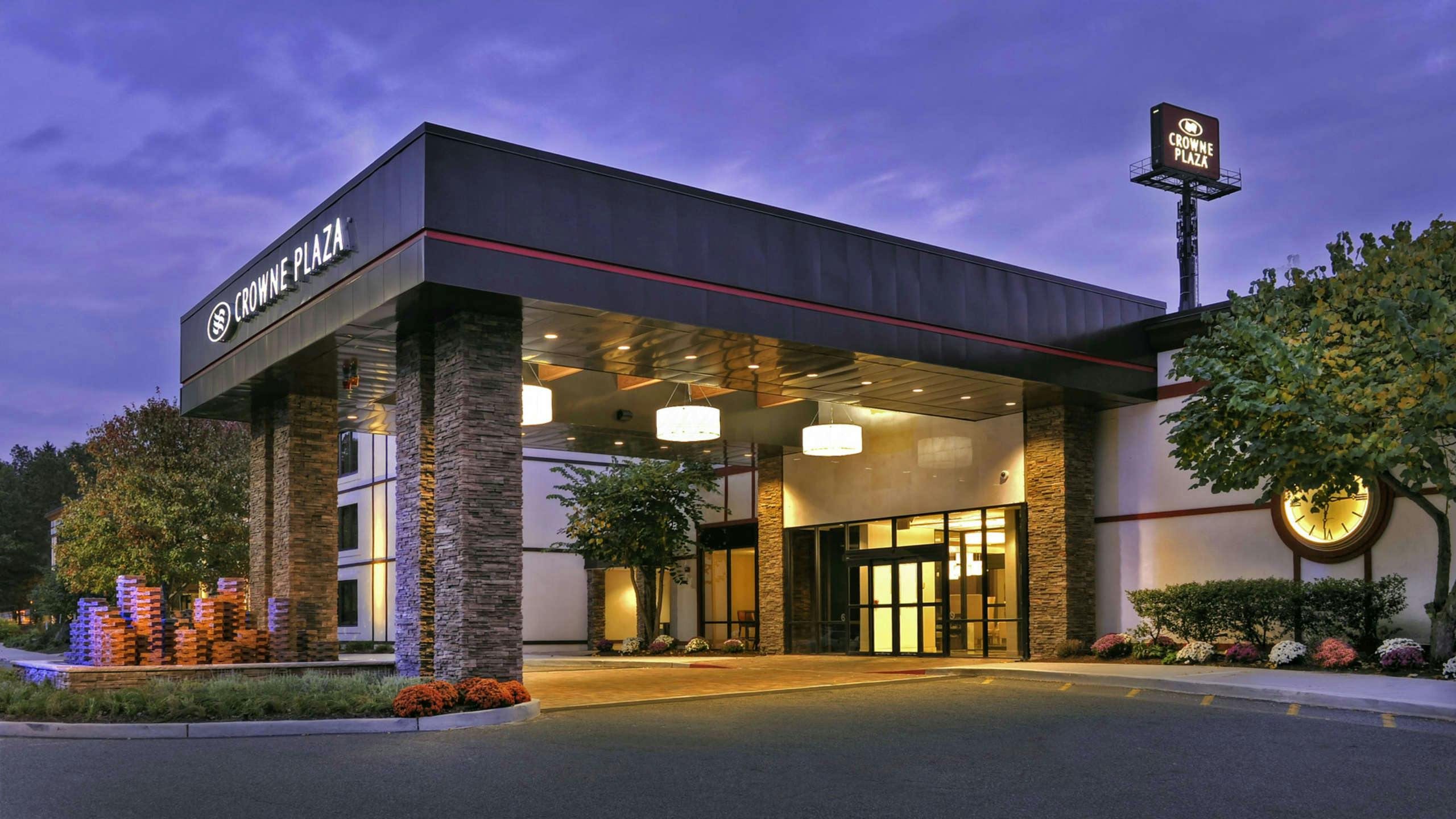 Crowne Plaza Suffern-Mahwah, by IHG