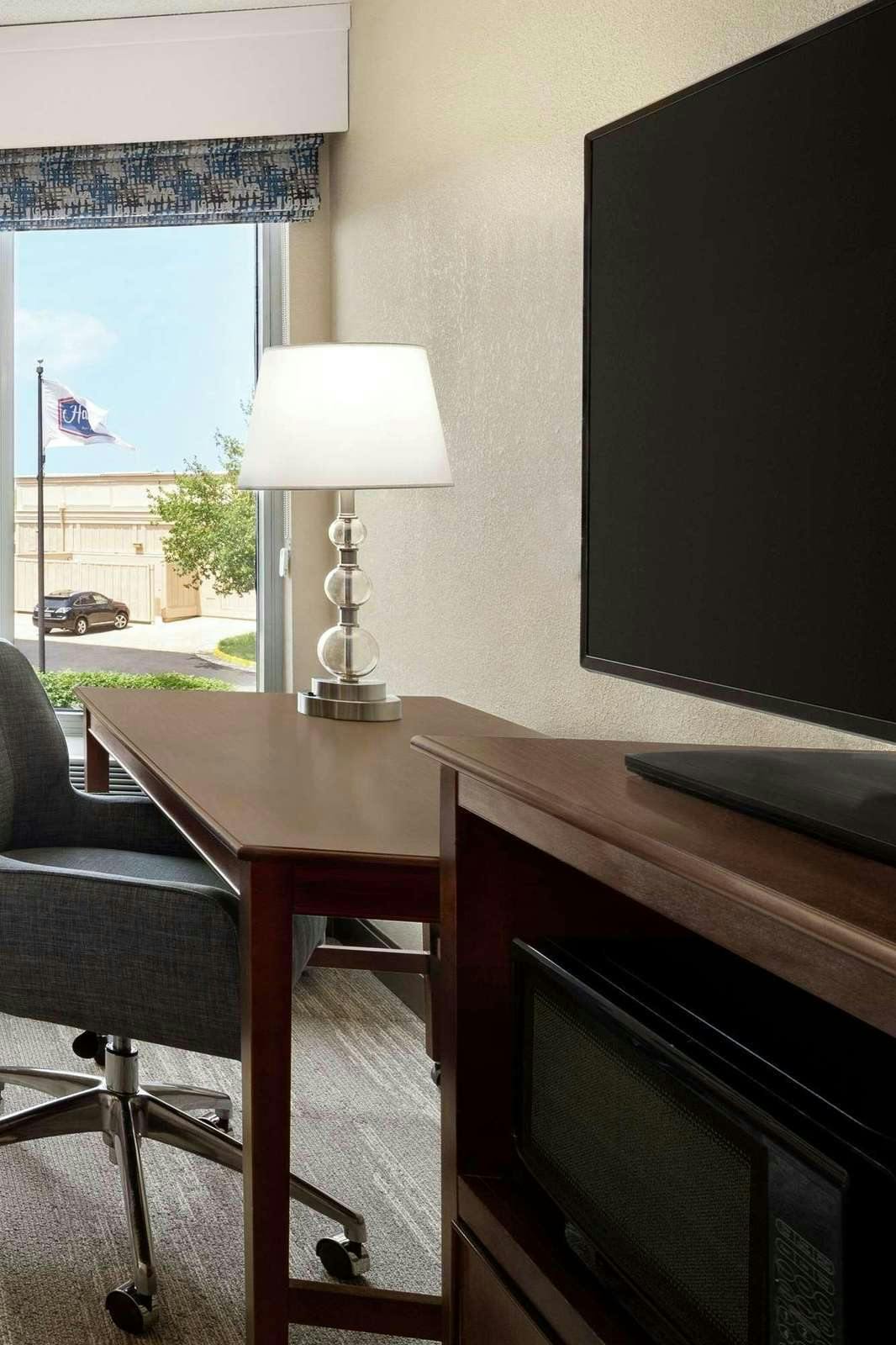 Hotel Hampton Inn Dulles - Cascades photo 2