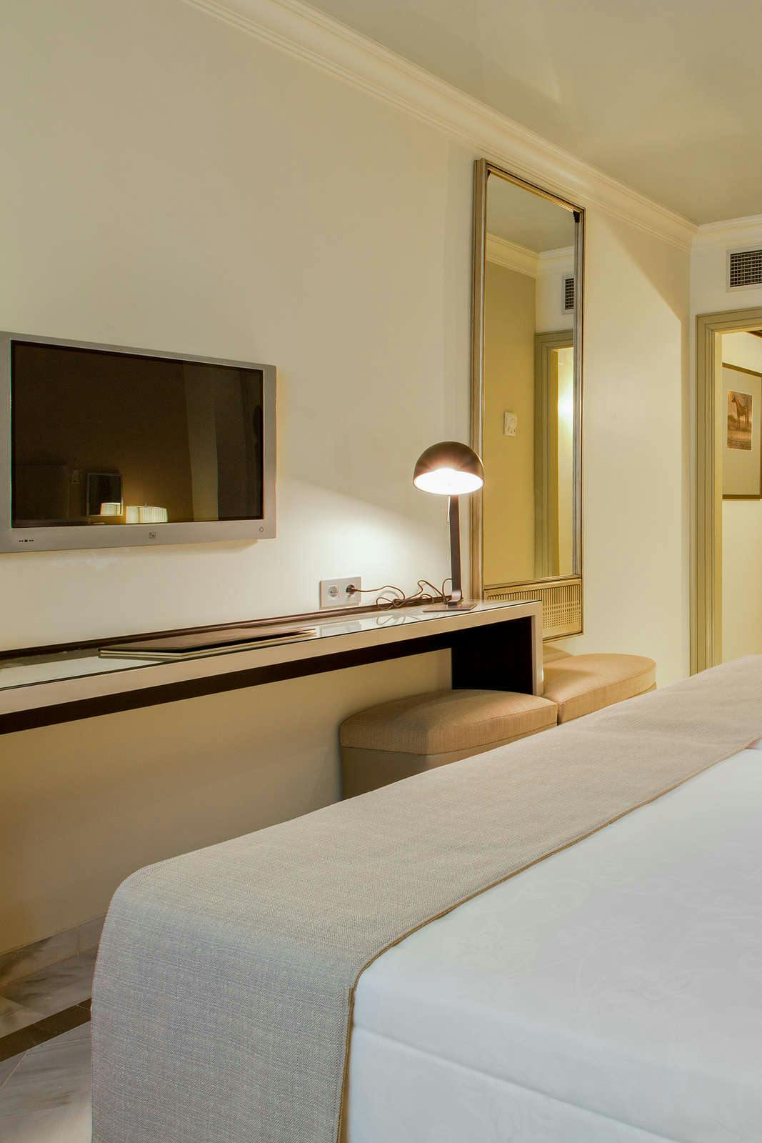 Hotel Vincci Albayzin photo 2