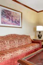 Hotel Chateau on the Lake Resort Spa & Convention Center photo 5