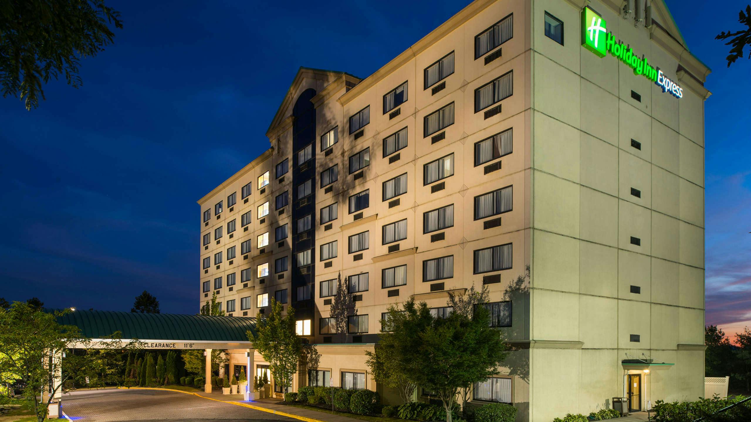 Holiday Inn Express Hauppauge