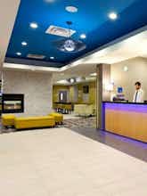 Hotel Holiday Inn Express Hotel & Suites Batavia photo 5