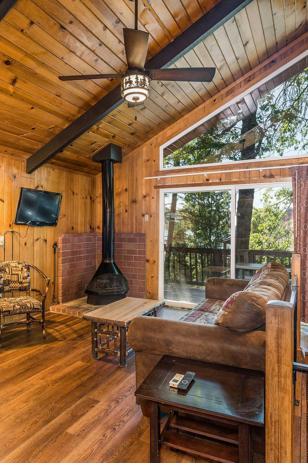 Hotel The Pines Resort photo 2