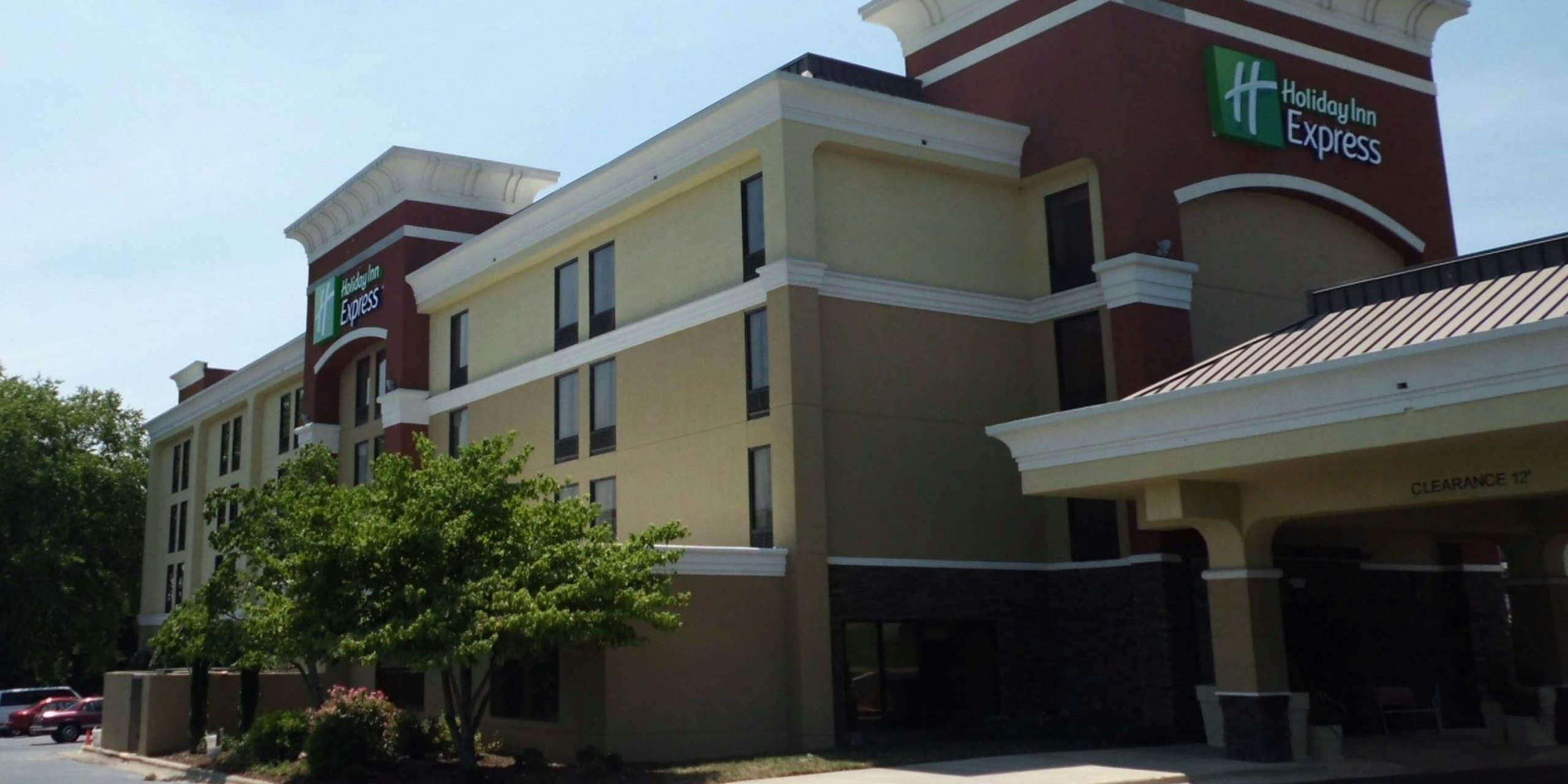 Hotel Holiday Inn Express Burlington photo 1