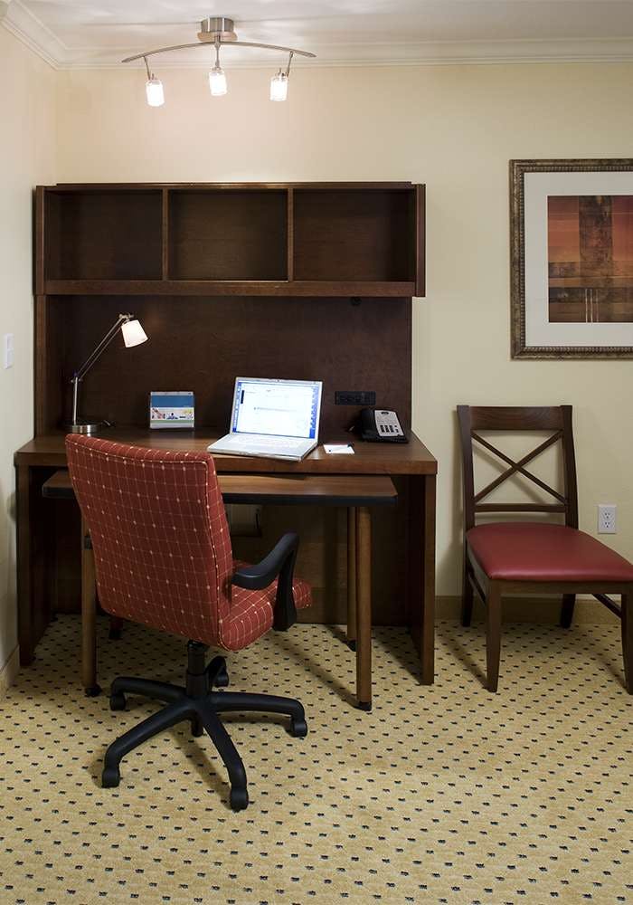 Hotel TownePlace Suites by Marriott Odessa photo 4