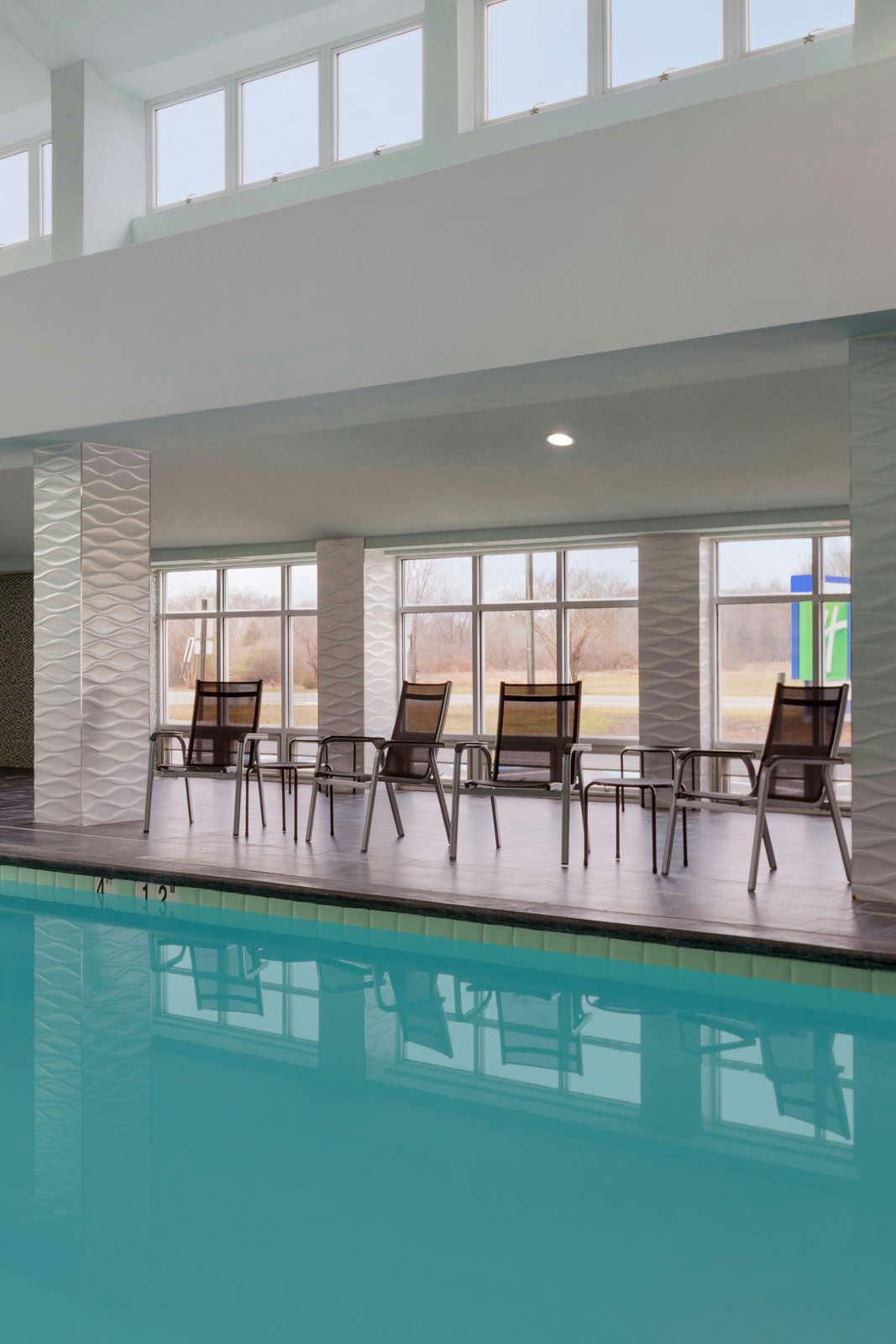 Hotel Holiday Inn Express North photo 1