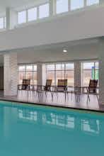 Hotel Holiday Inn Express North photo 1