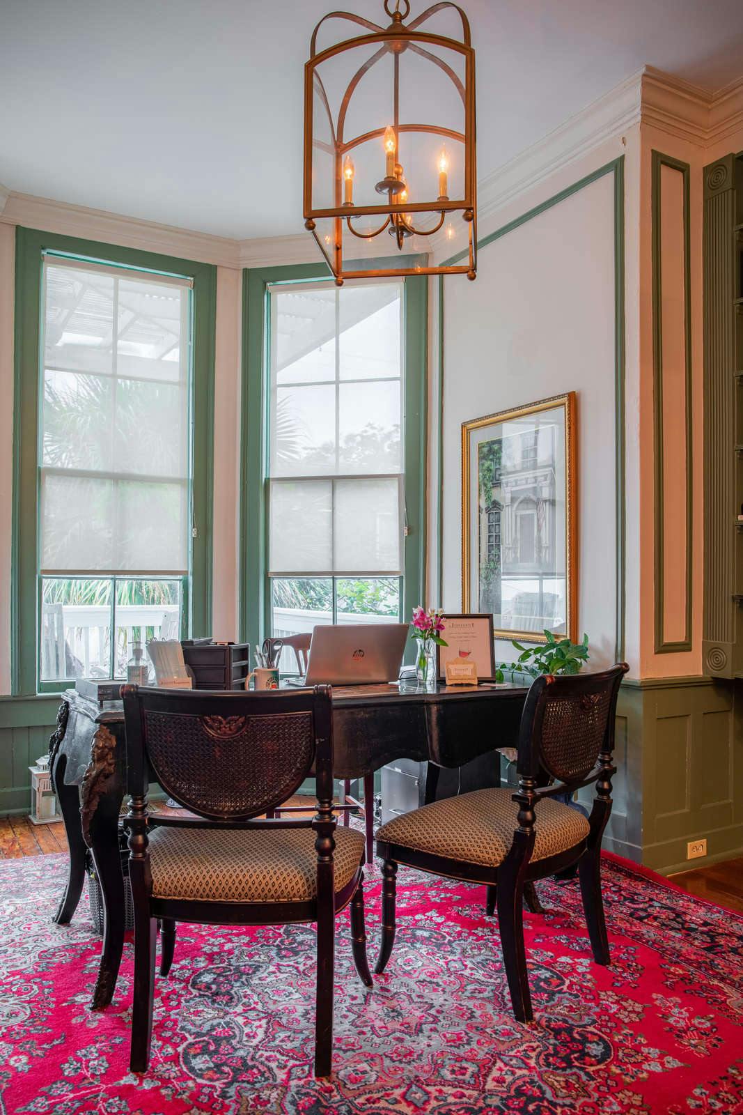 Hotel Justine Inn Savannah photo 4