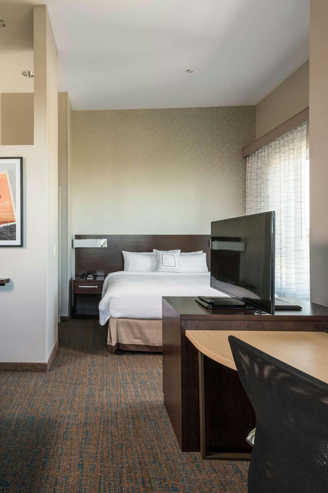 Hotel Residence Inn Boston Watertown photo 2