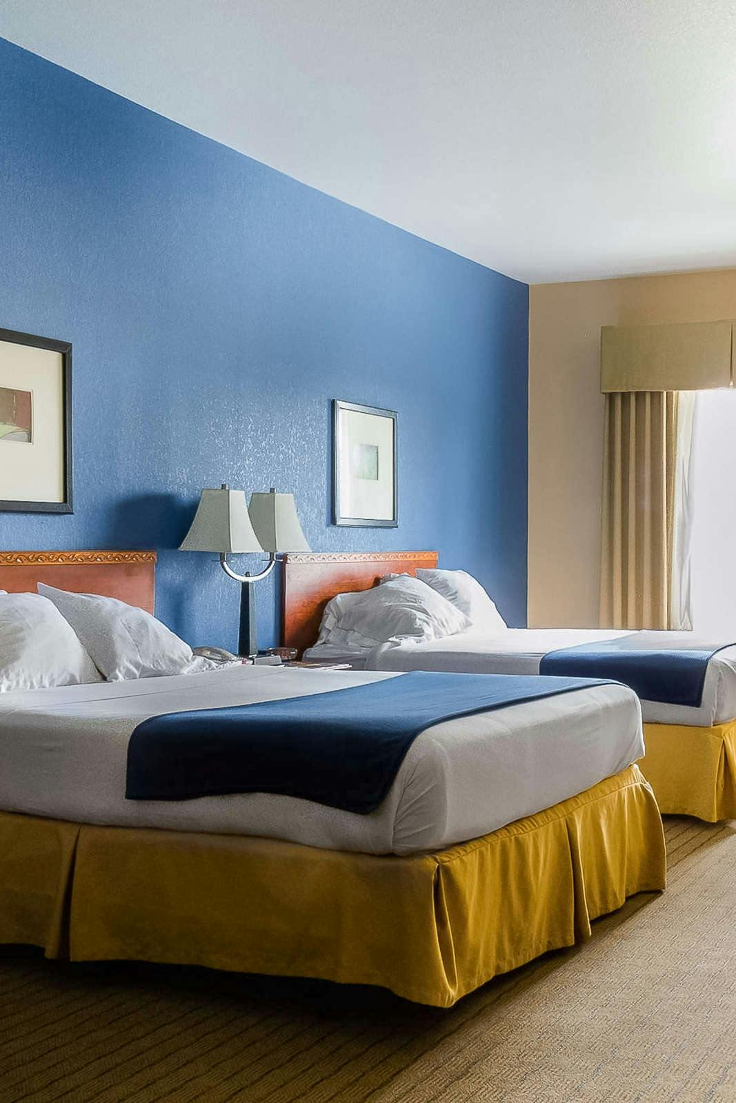 Hotel Holiday Inn Express Hotel & Suites Acme Traverse City photo 3