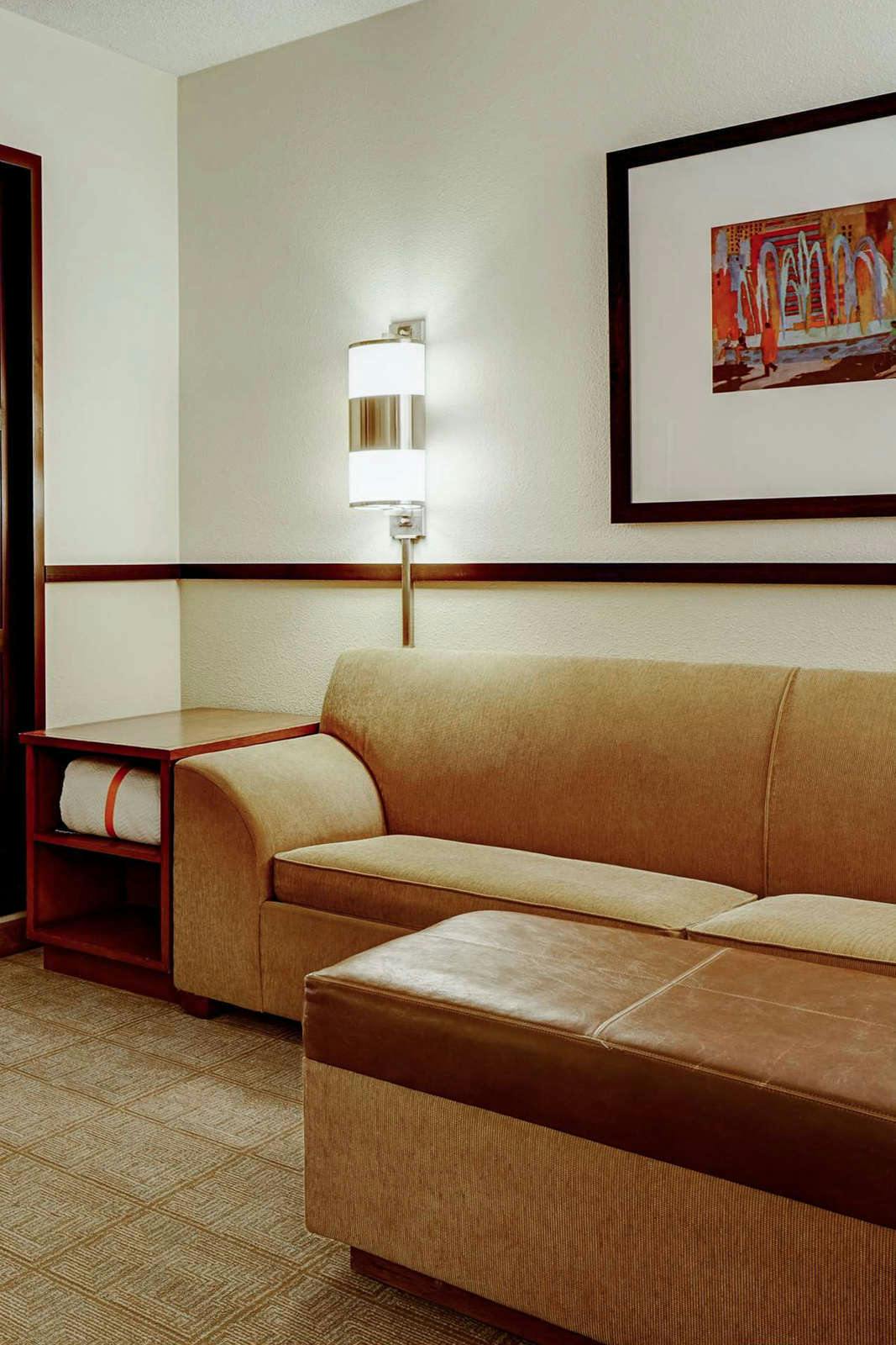 Hotel Hyatt Place Detroit/Utica photo 2