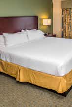Hotel Holiday Inn Express Hotel & Suites Cocoa photo 2