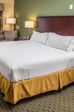 Hotel Holiday Inn Express Hotel & Suites Cocoa photo 3