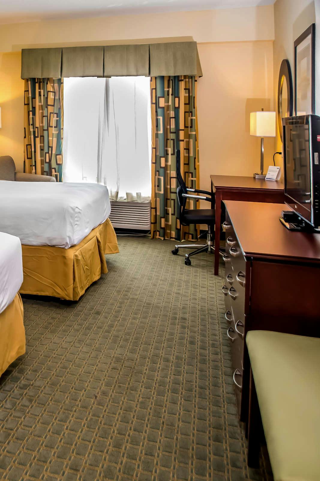 Hotel Holiday Inn Express Hotel & Suites Cocoa photo 5