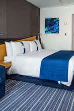 Hotel Holiday Inn Express London Wandsworth photo 1