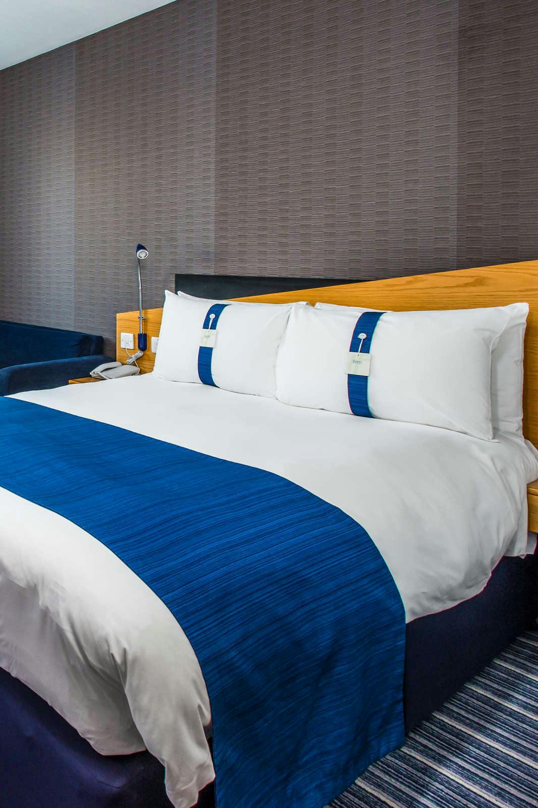 Hotel Holiday Inn Express London Wandsworth photo 3