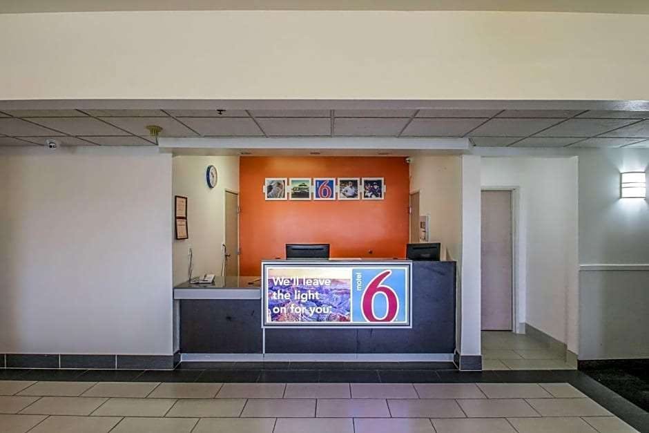 Hotel Motel 6 Nephi, UT photo 3
