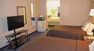 Econo Lodge Inn and Suites Sweetwater