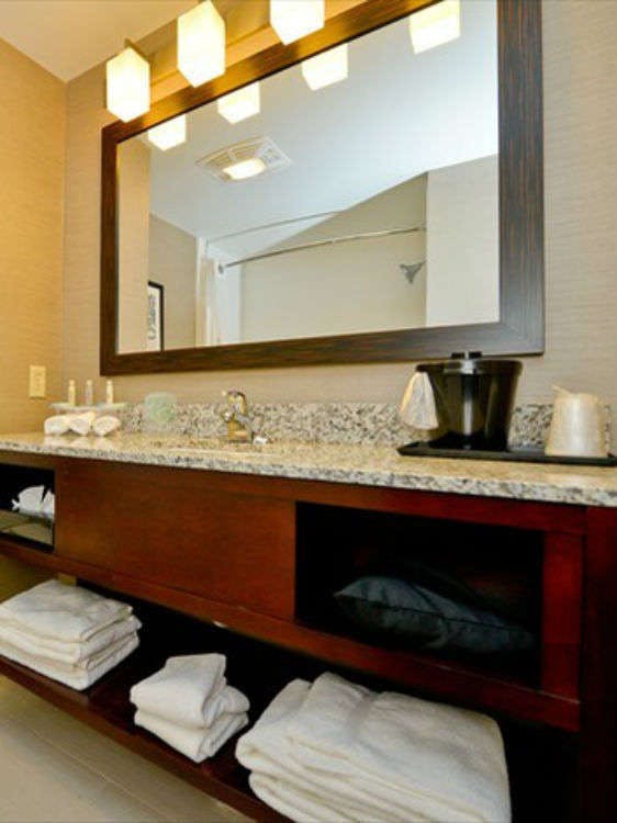 Hotel Holiday Inn Express Canandaigua Finger Lakes photo 4