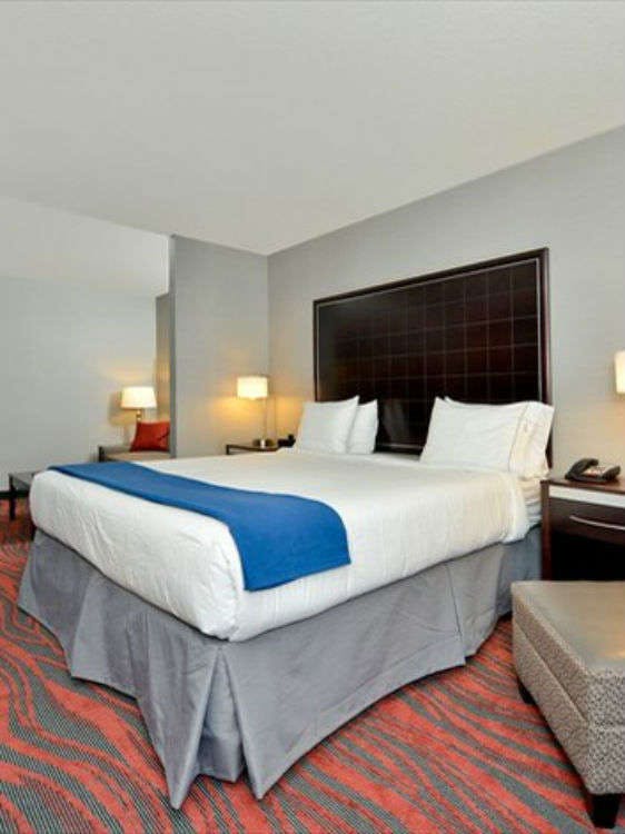 Hotel Holiday Inn Express Canandaigua Finger Lakes photo 2