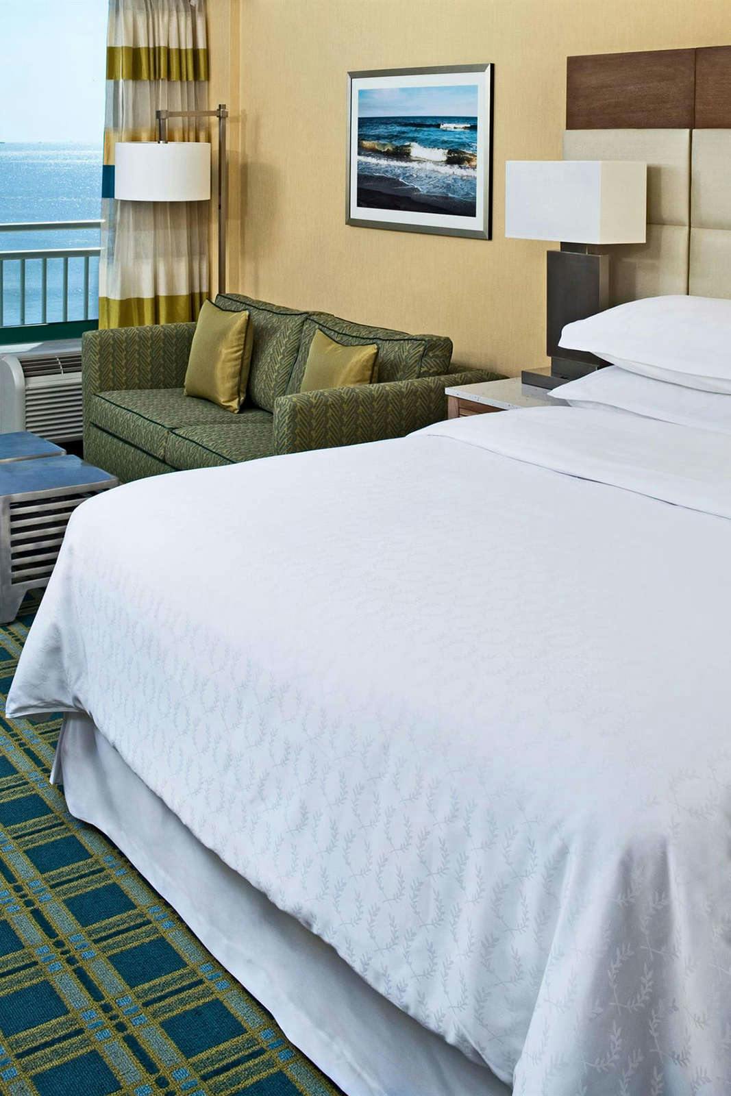 Hotel Sheraton Virginia Beach Oceanfront Hotel photo 2