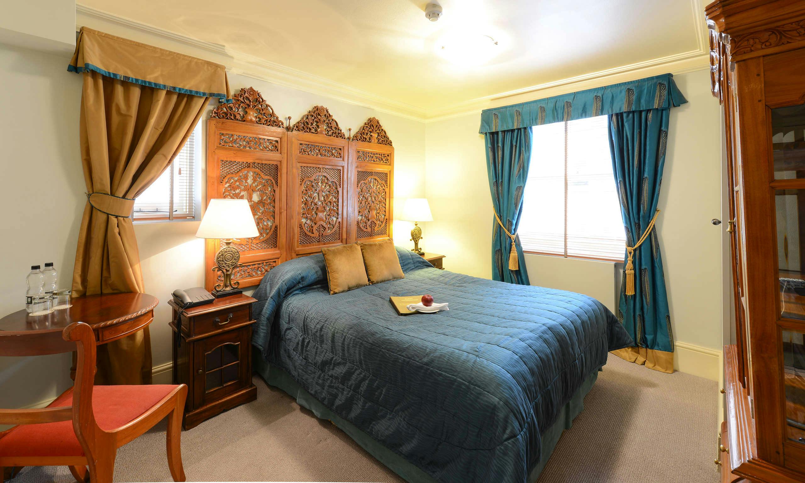 20 Nevern Square Hotel