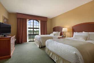 Hotel Embassy Suites by Hilton Greensboro Airport photo 3