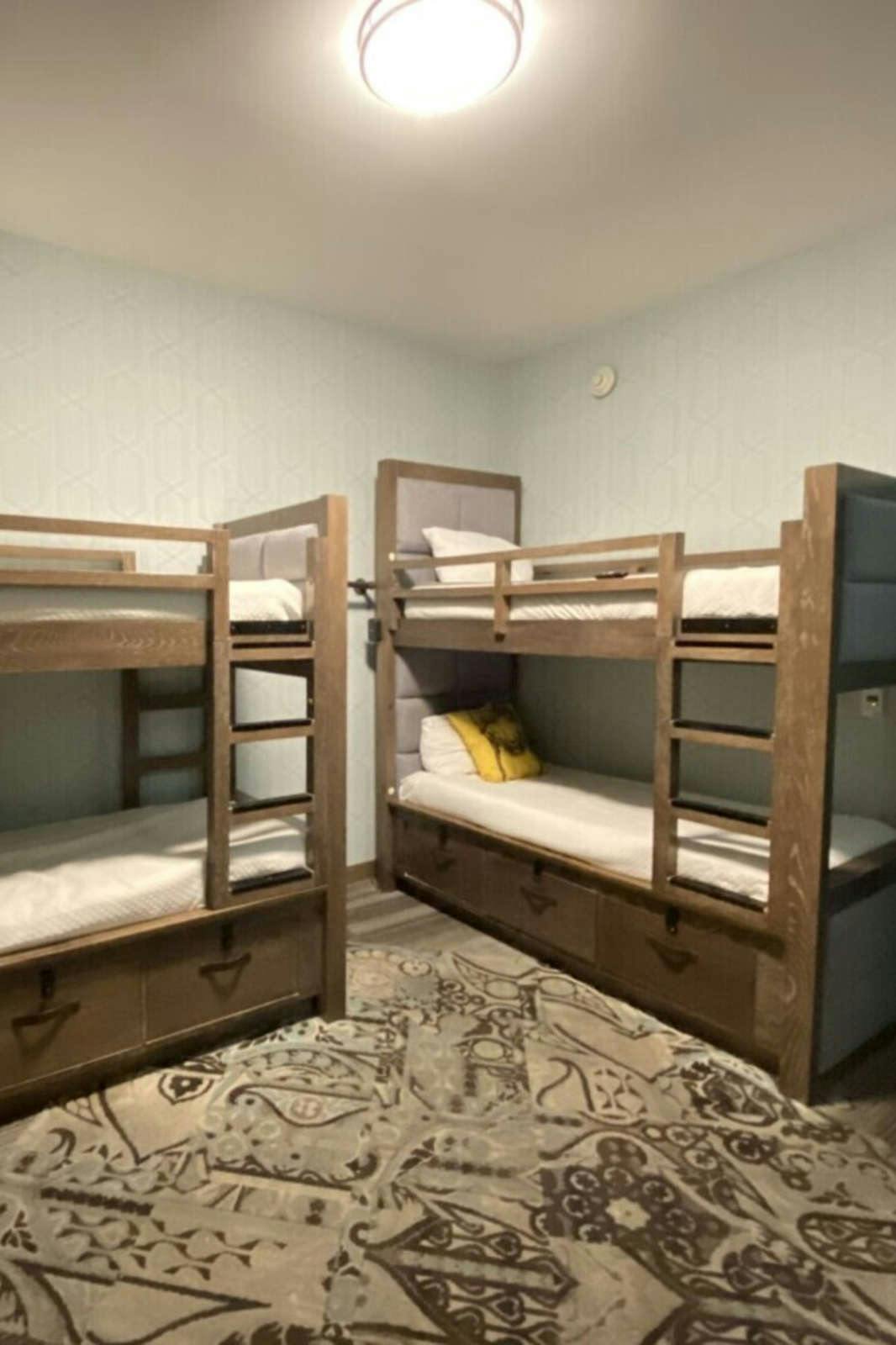 Hotel Moxy Santa Barbara photo 3