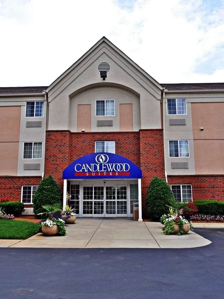 Hotel Candlewood Suites Raleigh Crabtree photo 5