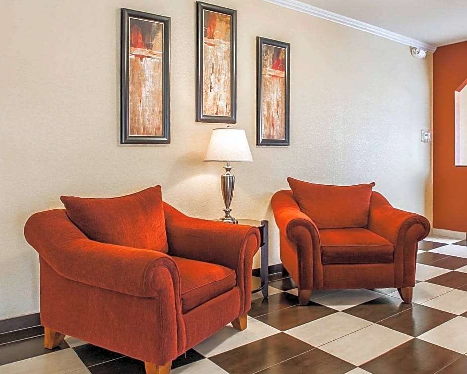 Hotel Quality Inn Fort Dodge photo 1