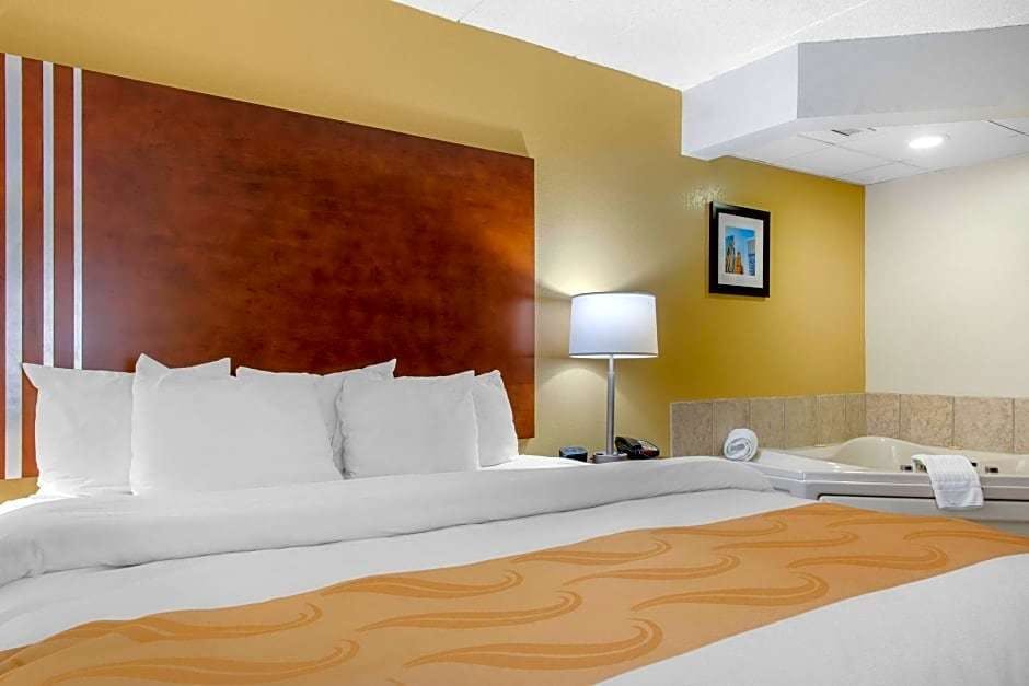 Hotel Quality Inn near Medical Center photo 2