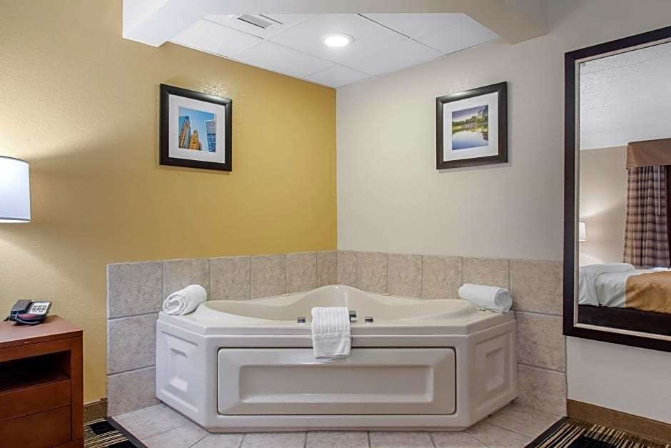 Hotel Quality Inn near Medical Center photo 3