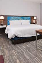 Hotel Hampton Inn and Suites St. Paul Oakdale/Woodbury by Hilton photo 1
