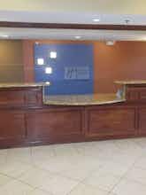 Hotel Holiday Inn Express Hotel & Suites Marysville photo 3
