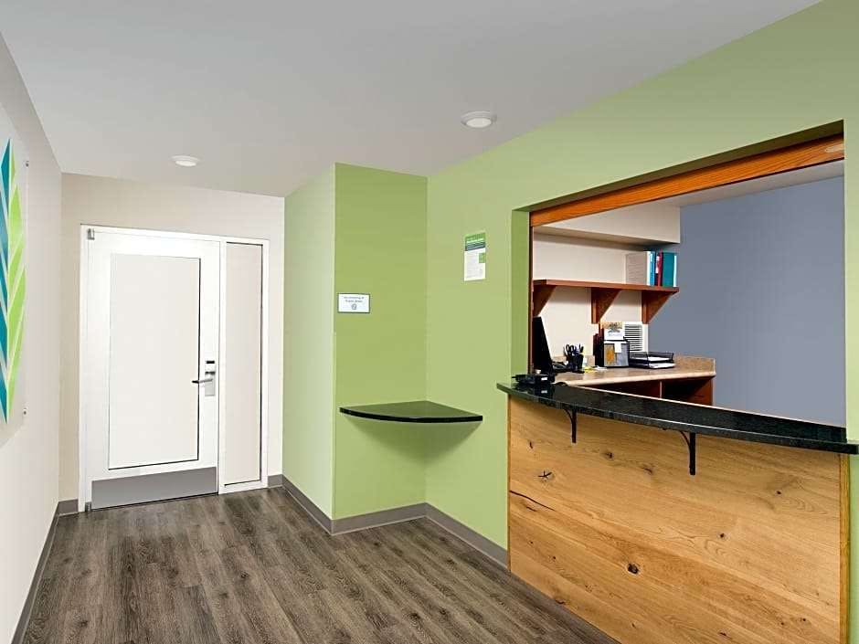 Hotel WoodSpring Suites Harlingen photo 1