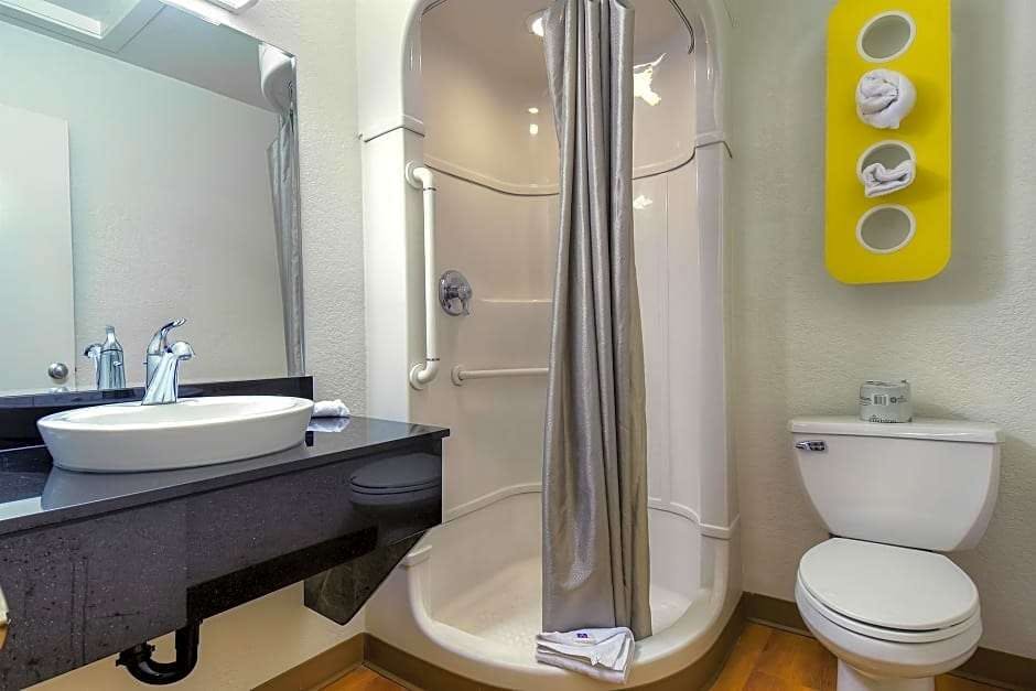 Hotel Motel 6 Whittier, CA - Los Angeles photo 4