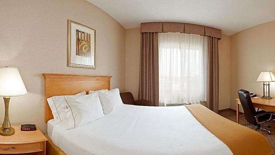 Hotel Holiday Inn Express & Suites Chesterfield by IHG photo 2