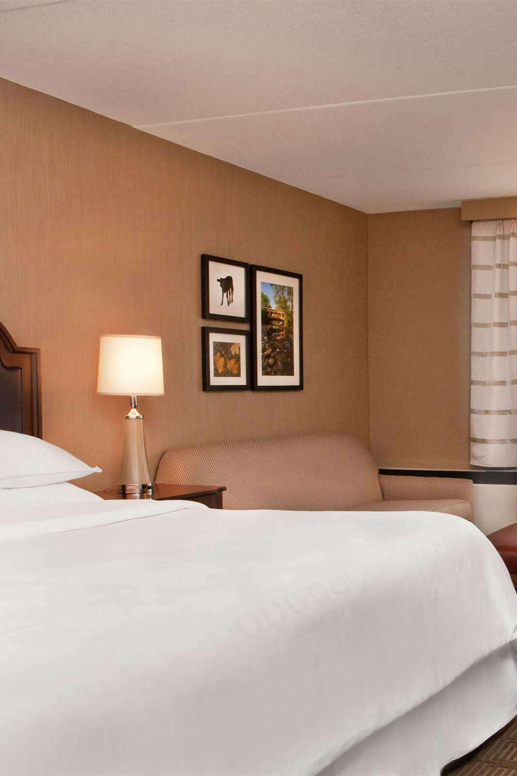 Hotel Doubletree By Hilton Burlington Vermont photo 1