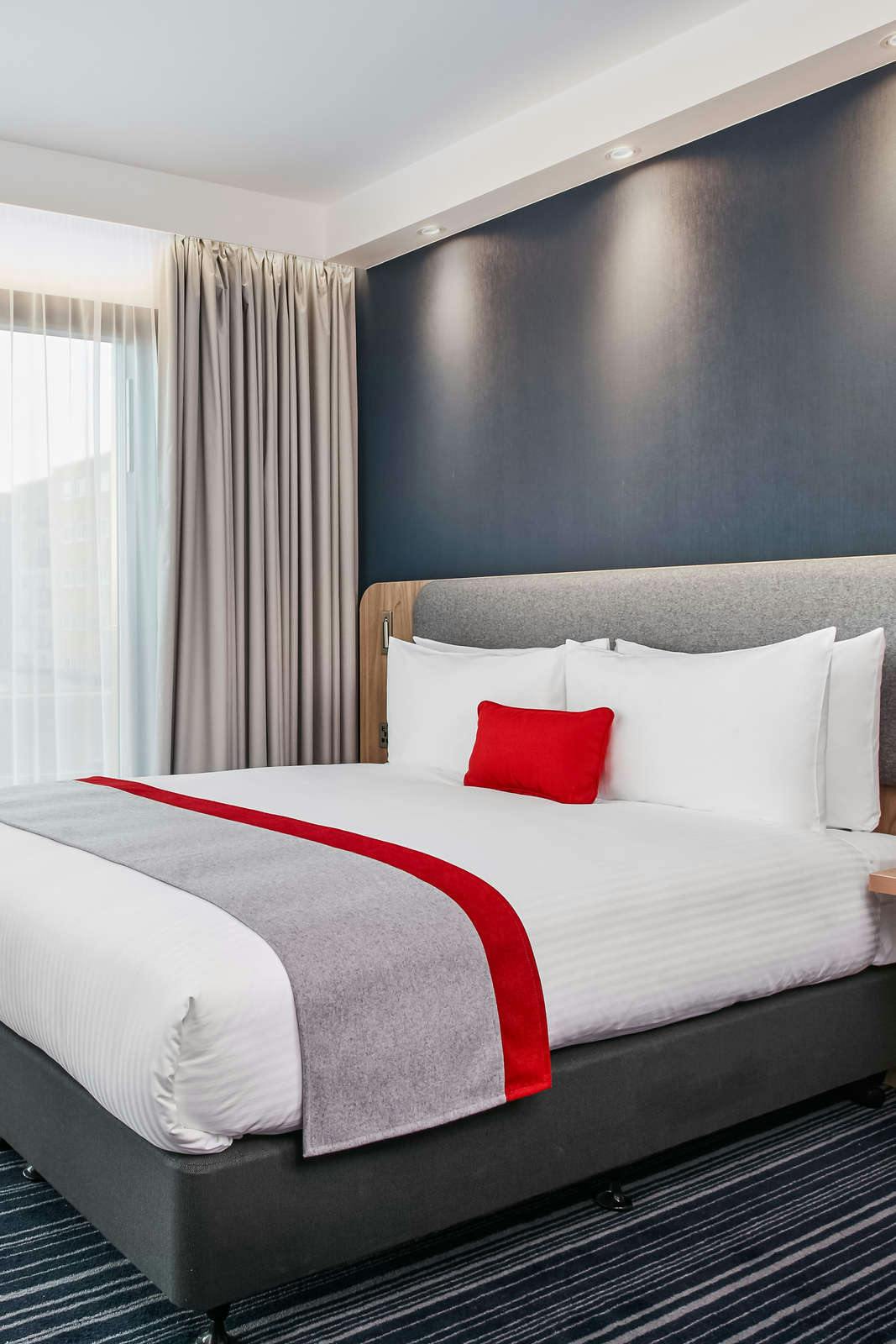 Hotel Holiday Inn Express Dublin City Centre photo 1