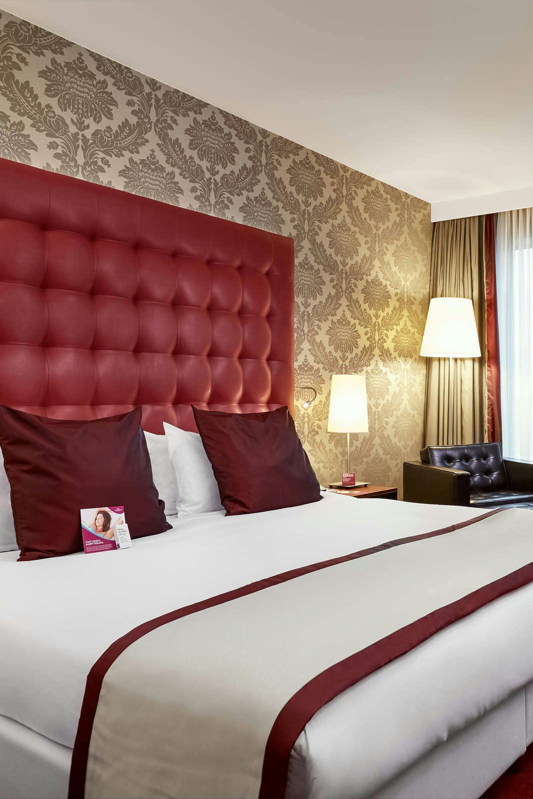 Hotel Crowne Plaza Amsterdam South photo 1