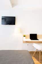 Hotel ROOMS CIENCIAS photo 4