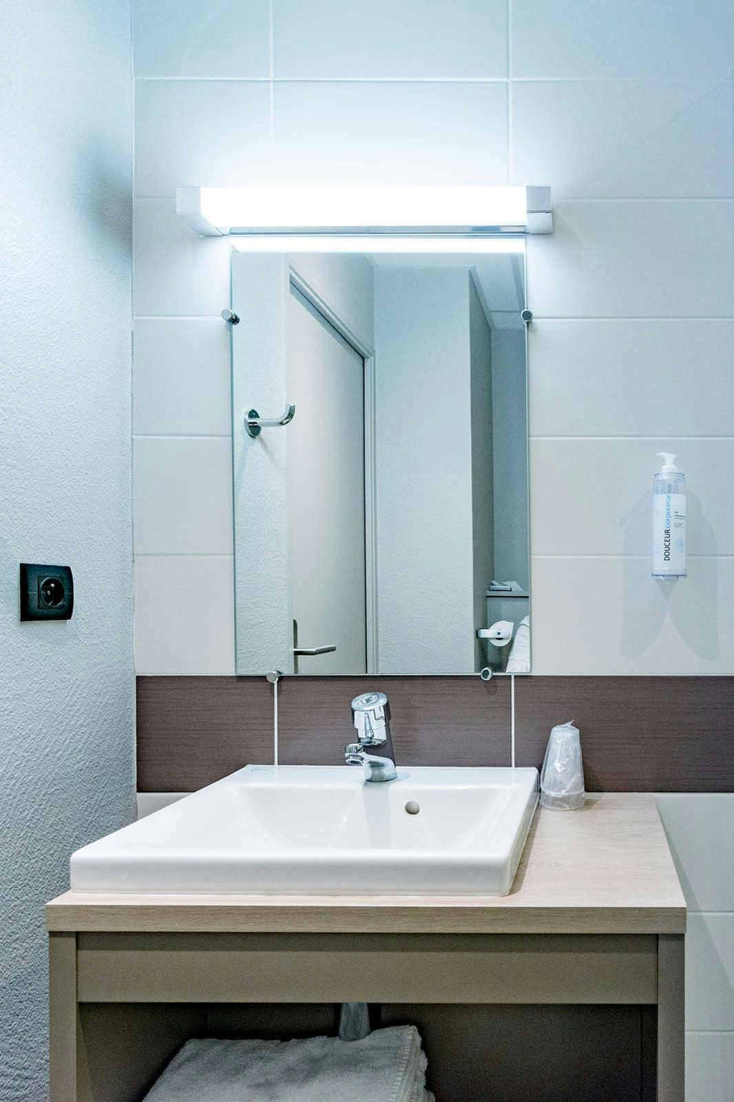 Hotel The Originals City, Hotel Ara Landerneau photo 5